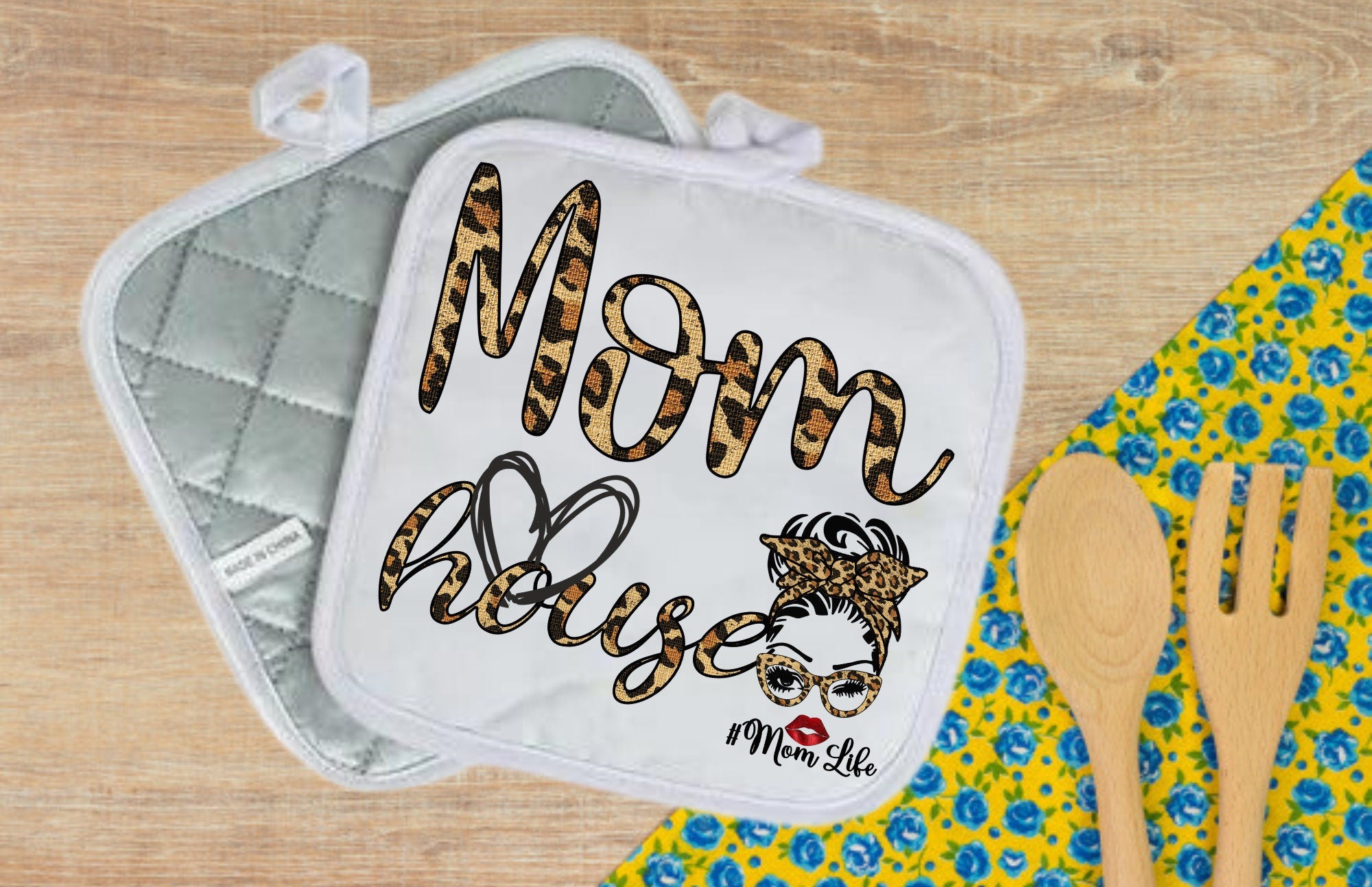 Pot Holders Mom House | Mother's Day Gift - Pretty Crafty Creationz